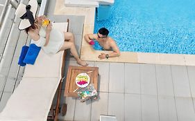 Blue Pearl Hotel